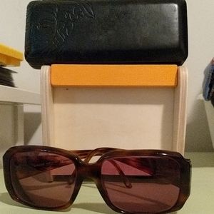 Vintage Versace frames sunglasses READ